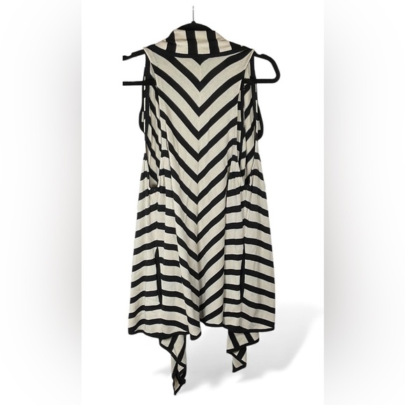 Diane Von Furstenberg DVF Black/Cream Stripe Silk Blend Knit Vest Cardigan. L. - Picture 2 of 11